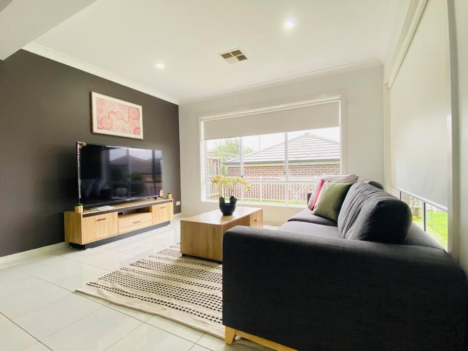 Kellyville 5Br Near Park And Shopping Mall Kültér fotó